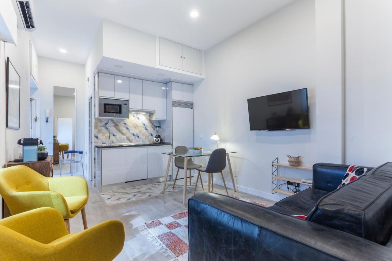 Apartamento Gran Via En Madrid Exterior photo